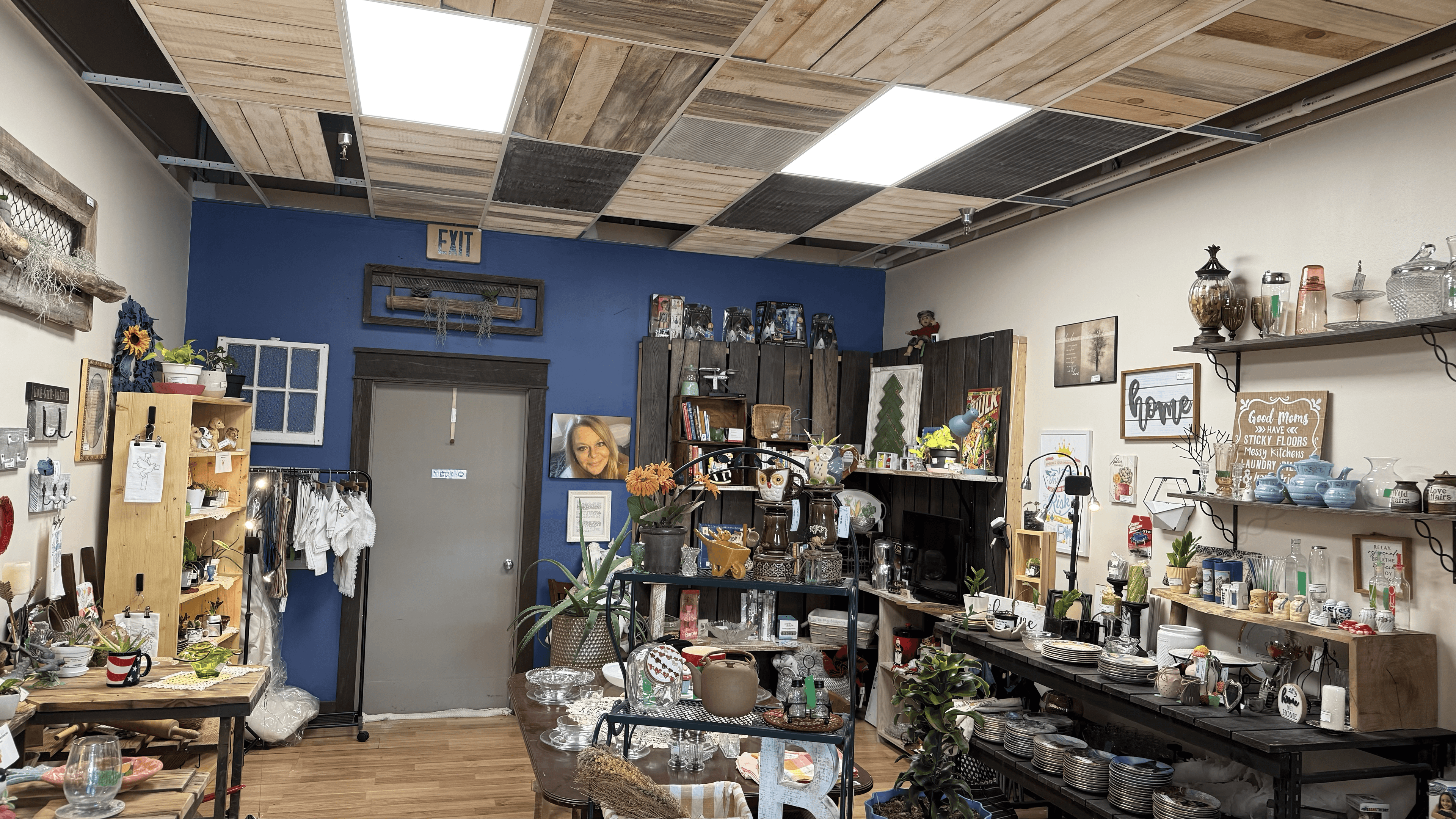 Bedford Refillery & Resale interior